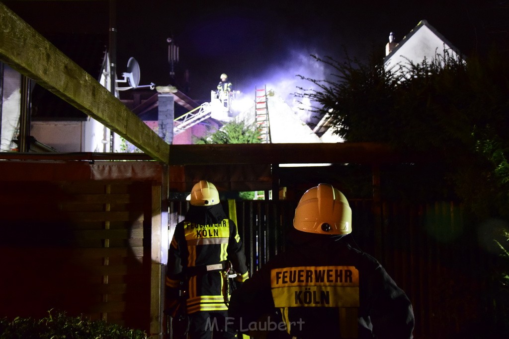 Feuer 2 Koeln Porz Langel Hinter der Kirche P024.JPG - Miklos Laubert